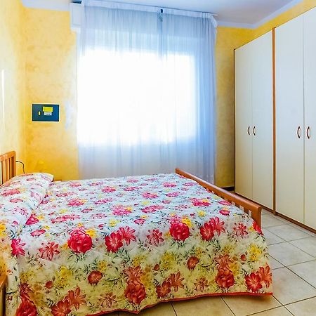 Pia Del Faro Apartment Бибионе Екстериор снимка