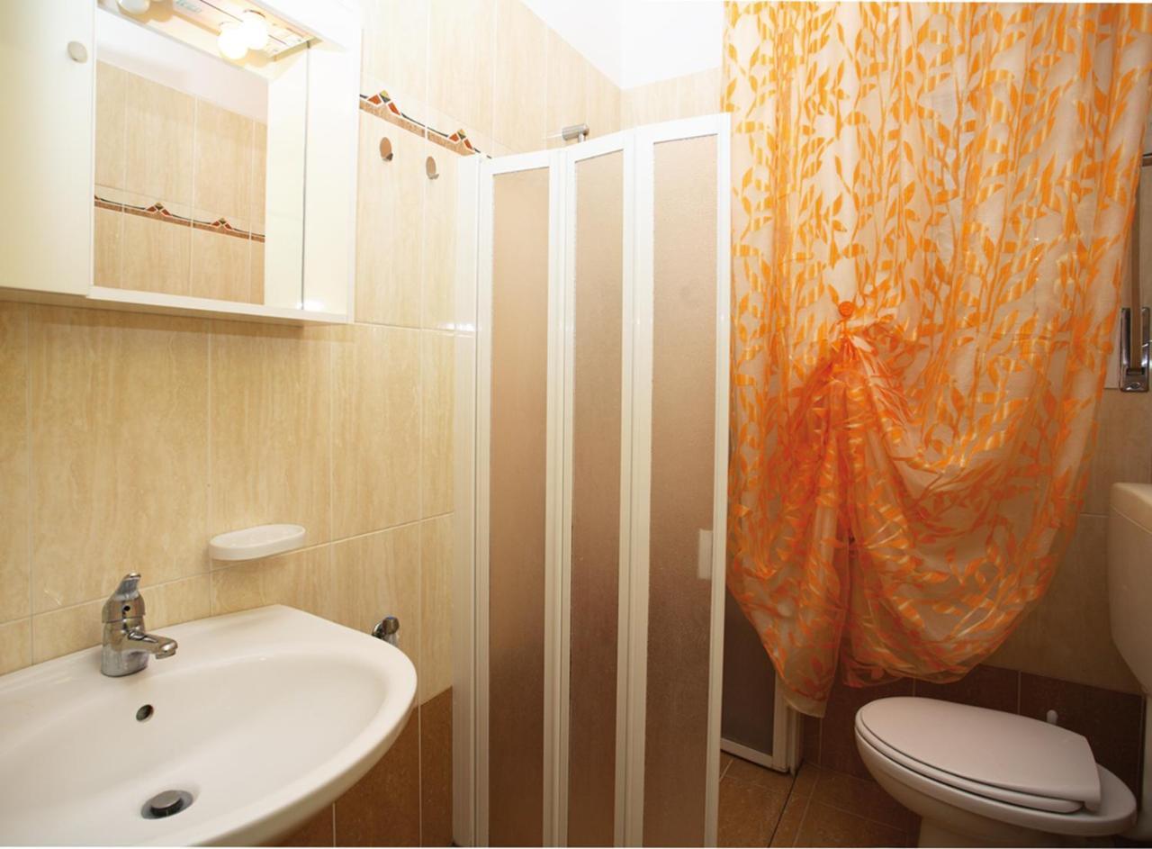Pia Del Faro Apartment Бибионе Екстериор снимка